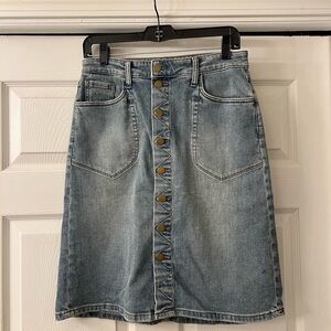 Kut from the Kloth Light Blue Denim Skirt
